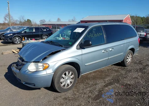 2006 Chrysler Town & Country Touring from USA, damaged, VIN 2A4GP54L06R910915